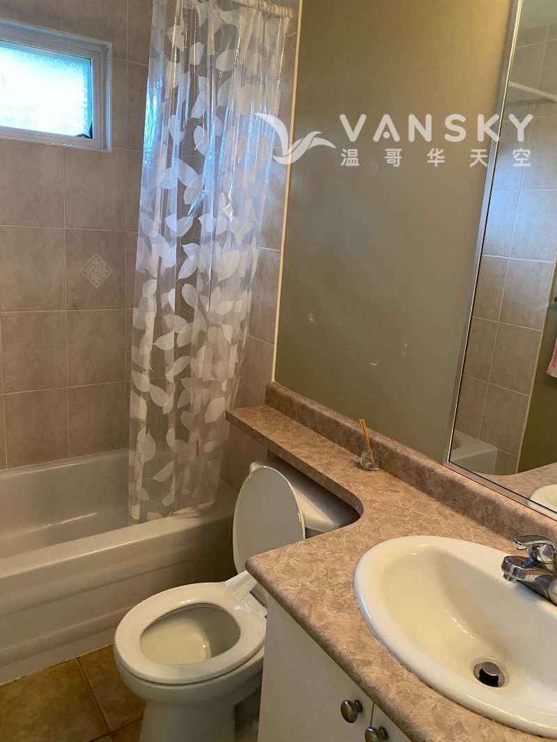 250305155444_toliet room.JPG